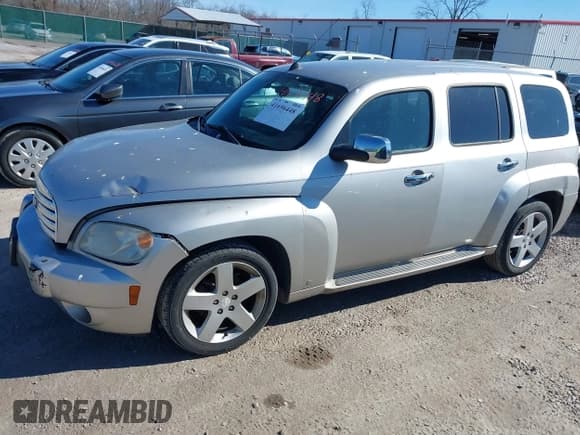 ✅ 2008 Chevrolet HHR LT • VIN: 3GNDA53P88S647567 • Lot: 41696448. Listed on IAAI with 219,318 mi. Free auction sales archive from the USA and detailed vehicle history report at DreamBid. Image 2.
