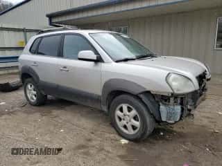 2005 Hyundai Tucson GLS with VIN KM8JN72D95U182145, listed as a Copart auction lot 81544994 with 157,930 mi miles and Salvage title. Bid and sale history available at DreamBid. Image 4.