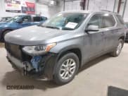 ✅ 2021 Chevrolet Traverse LT Cloth • VIN: 1GNEVGKW7MJ139681 • Lot: 43409810. Wystawiony na IAAI z przebiegiem 82 155 mil. Bezpłatny archiwum sprzedaży aukcyjnych z USA i szczegółowy raport historii pojazdu na DreamBid. Zdjęcie 2.