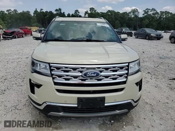 ✅ 2018 Ford Explorer Limited • VIN: 1FM5K7F85JGC48366 • Lot: 71534415. Wystawiony na Copart z przebiegiem 107 753 mil. Bezpłatny archiwum sprzedaży aukcyjnych z USA i szczegółowy raport historii pojazdu na DreamBid. Zdjęcie 15.