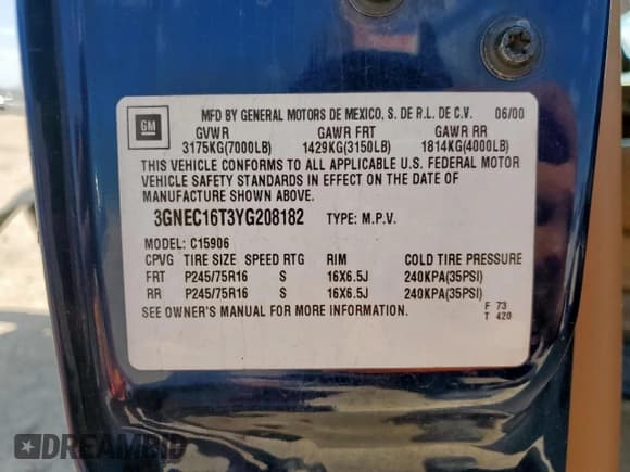 ✅ 2000 Chevrolet Suburban LS • VIN: 3GNEC16T3YG208182 • Lot: 81924095. Wystawiony na Copart z przebiegiem 126 283 mil. Bezpłatny archiwum sprzedaży aukcyjnych z USA i szczegółowy raport historii pojazdu na DreamBid. Zdjęcie 13.