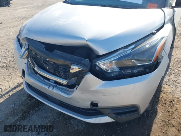 ✅ 2020 Nissan Kicks SR • VIN: 3N1CP5DV9LL561870 • Лот: 43400242. Опубликован ранее на IAAI с пробегом 69 855 миль. Бесплатный доступ к архиву аукционных продаж из США и подробный отчёт об истории автомобиля на DreamBid. Изображение 6.