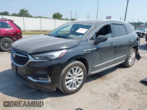 ✅ 2021 Buick Enclave Premium • VIN: 5GAERCKW9MJ231527 • Lot: 43246661. Wystawiony na IAAI z przebiegiem 92 821 mil. Bezpłatny archiwum sprzedaży aukcyjnych z USA i szczegółowy raport historii pojazdu na DreamBid. Zdjęcie 17.