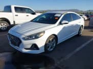 ✅ 2018 Hyundai Sonata SEL • VIN: 5NPE34AF7JH687084 • Lot: 43519528. Wystawiony na IAAI z przebiegiem 97 568 mil. Bezpłatny archiwum sprzedaży aukcyjnych z USA i szczegółowy raport historii pojazdu na DreamBid. Zdjęcie 2.