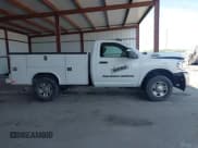 ✅ 2023 Ram 2500 • VIN: 3C7WR5AJ7PG567772 • Lot: 42180314. Wystawiony na IAAI z przebiegiem 48 197 mil. Bezpłatny archiwum sprzedaży aukcyjnych z USA i szczegółowy raport historii pojazdu na DreamBid. Zdjęcie 13.