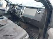 ✅ 2010 Ford F-150 XL • VIN: 1FTEW1E81AFA36612 • Lot: 43781730. Wystawiony na IAAI z przebiegiem 110 211 mil. Bezpłatny archiwum sprzedaży aukcyjnych z USA i szczegółowy raport historii pojazdu na DreamBid. Zdjęcie 5.