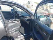 ✅ 2019 Porsche Cayenne • VIN: WP1AA2AY6KDA13900 • Lot: 43201722. Wystawiony na IAAI z przebiegiem 32 297 mil. Bezpłatny archiwum sprzedaży aukcyjnych z USA i szczegółowy raport historii pojazdu na DreamBid. Zdjęcie 5.