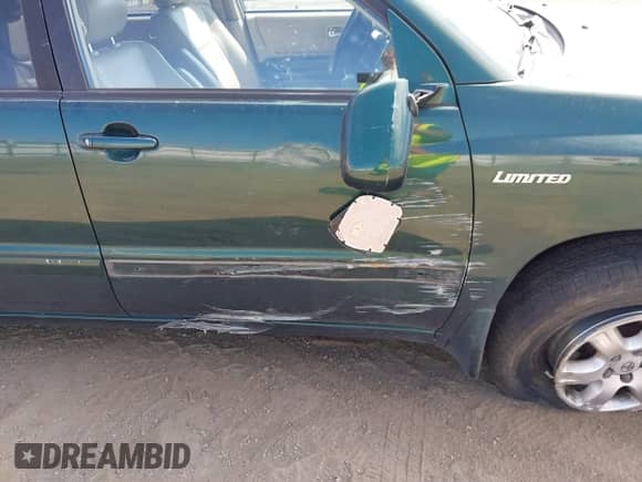 2002 Toyota Highlander с VIN JTEHF21A820081686, выставлен на аукционе IAAI как лот 42503012 с пробегом 168 373 миль миль и . История ставок и продаж доступна на DreamBid. Изображение 12.