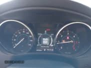 ✅ 2017 Jaguar XE • VIN: SAJAD4BNXHCP12116 • Lot: 43123799. Wystawiony na IAAI z przebiegiem 49 104 mil. Bezpłatny archiwum sprzedaży aukcyjnych z USA i szczegółowy raport historii pojazdu na DreamBid. Zdjęcie 7.