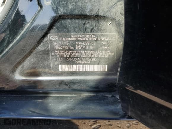 ✅ 2011 Hyundai Sonata SE • VIN: 5NPEC4AC7BH157995 • Lot: 69814724. Listed on Copart with 97,899 mi. Free auction sales archive from the USA and detailed vehicle history report at DreamBid. Image 15.