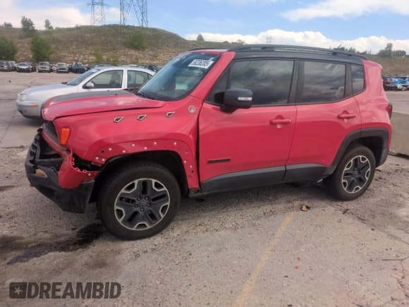 ✅ 2017 Jeep Renegade Trailhawk • VIN: ZACCJBCB8HPE62458 • Lot: 58236205. Listed on Copart with 100,252 mi. Free auction sales archive from the USA and detailed vehicle history report at DreamBid. Image 1.