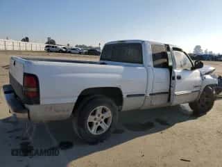 1998 Dodge 1500 с VIN 3B7HC13Y0WG239599, выставлен на аукционе Copart как лот 87963815 с пробегом 141 044 миль миль и Списание • Salvage title. История ставок и продаж доступна на DreamBid. Изображение 3.