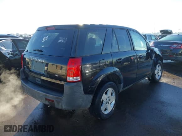 ✅ 2004 Saturn VUE V6 • VIN: 5GZCZ53404S896694 • Lot: 43796053. Wystawiony na IAAI z przebiegiem 186 322 mil. Bezpłatny archiwum sprzedaży aukcyjnych z USA i szczegółowy raport historii pojazdu na DreamBid. Zdjęcie 4.