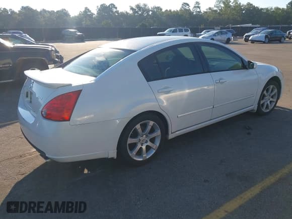 ✅ 2008 Nissan Maxima SE • VIN: 1N4BA41E68C808229 • Lot: 43090347. Listed on IAAI with 150,814 mi. Free auction sales archive from the USA and detailed vehicle history report at DreamBid. Image 4.