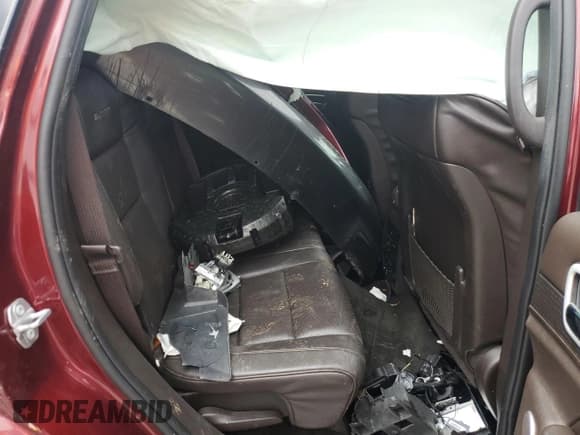 ✅ 2018 Jeep Grand Cherokee Summit • VIN: 1C4RJFJG3JC450504 • Lot: 69654855. Listed on Copart with 118,246 mi. Free auction sales archive from the USA and detailed vehicle history report at DreamBid. Image 11.