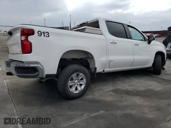 ✅ 2019 Chevrolet Silverado 1500 LT • VIN: 3GCPWCED8KG186718 • Лот: 85381215. Опубликован ранее на Copart с пробегом Не указан. Бесплатный доступ к архиву аукционных продаж из США и подробный отчёт об истории автомобиля на DreamBid. Изображение 3.