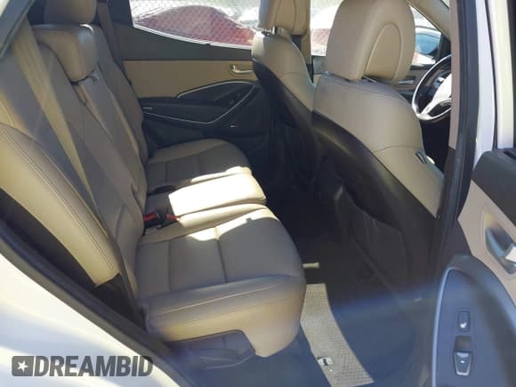 ✅ 2014 Hyundai Santa Fe • VIN: 5XYZU3LB1EG198597 • Лот: 43670486. Опубликован ранее на IAAI с пробегом 167 623 миль. Бесплатный доступ к архиву аукционных продаж из США и подробный отчёт об истории автомобиля на DreamBid. Изображение 8.