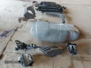 ✅ 2024 Hyundai Tucson Limited • VIN: 5NMJE3DE6RH371397 • Lot: 71520665. Wystawiony na Copart z przebiegiem 25 170 mil. Bezpłatny archiwum sprzedaży aukcyjnych z USA i szczegółowy raport historii pojazdu na DreamBid. Zdjęcie 13.