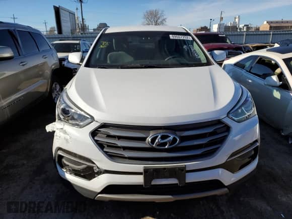 ✅ 2017 Hyundai Santa Fe 2.4L • VIN: 5XYZT3LB2HG394376 • Lot: 69557252. Wystawiony na Copart z przebiegiem 79 000 mil. Bezpłatny archiwum sprzedaży aukcyjnych z USA i szczegółowy raport historii pojazdu na DreamBid. Zdjęcie 5.
