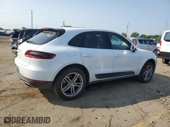 ✅ 2017 Porsche Macan • VIN: WP1AA2A51HLB09504 • Лот: 60482825. Опубликован ранее на Copart с пробегом 27 900 миль. Бесплатный доступ к архиву аукционных продаж из США и подробный отчёт об истории автомобиля на DreamBid. Изображение 3.