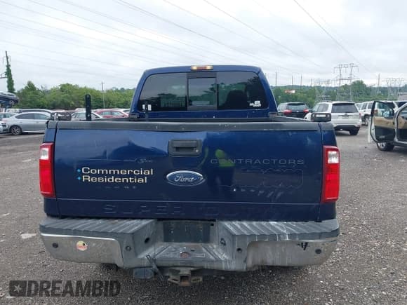 ✅ 2008 Ford F-250 XL • VIN: 1FTSX215X8EA29658 • Лот: 42898235. Опубликован ранее на IAAI с пробегом 262 698 миль. Бесплатный доступ к архиву аукционных продаж из США и подробный отчёт об истории автомобиля на DreamBid. Изображение 17.