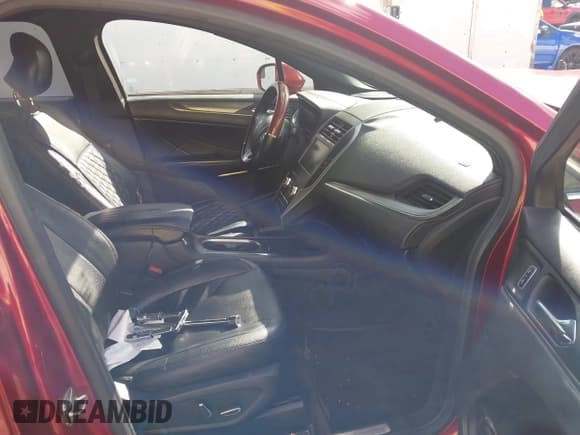 ✅ 2015 Lincoln MKC • VIN: 5LMCJ1A96FUJ22868 • Лот: 43579697. Опубликован ранее на IAAI с пробегом 332 616 миль. Бесплатный доступ к архиву аукционных продаж из США и подробный отчёт об истории автомобиля на DreamBid. Изображение 5.