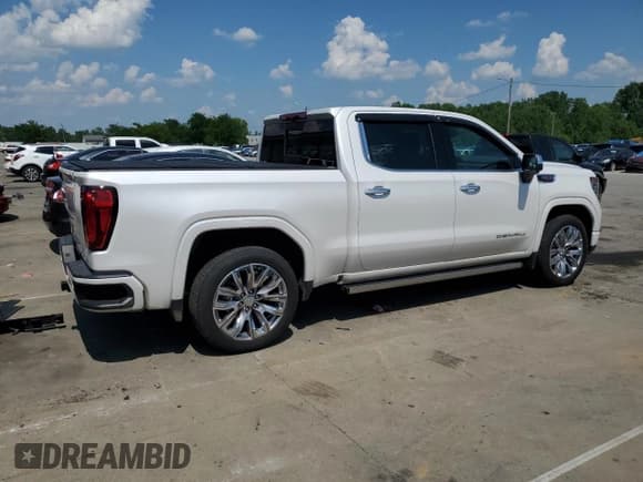 ✅ 2025 GMC Sierra 1500 Denali • VIN: 3GTUUGEL0SG109459 • Лот: 62396645. Опубликован ранее на Copart с пробегом 15 410 миль. Бесплатный доступ к архиву аукционных продаж из США и подробный отчёт об истории автомобиля на DreamBid. Изображение 3.
