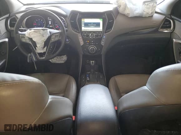 2016 Hyundai Santa Fe SE z VIN KM8SRDHF8GU139497, wystawiony jako Copart lot #84723565 z przebiegiem 82 931 mil mil oraz Szkoda całkowita • Salvage title. Historia ofert i sprzedaży dostępna na DreamBid. Obrazek 8.