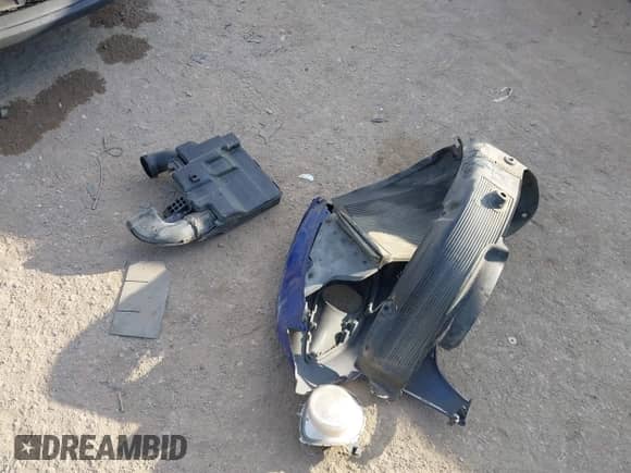 2014 Hyundai Veloster Turbo z VIN KMHTC6AE4EU184467, wystawiony jako IAAI lot #43457856 z przebiegiem 149 546 mil mil oraz . Historia ofert i sprzedaży dostępna na DreamBid. Obrazek 12.