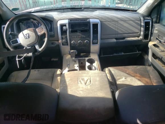 ✅ 2010 Dodge 1500 SLT • VIN: 1D7RV1GT8AS106805 • Lot: 73874634. Wystawiony na Copart z przebiegiem 229 101 mil. Bezpłatny archiwum sprzedaży aukcyjnych z USA i szczegółowy raport historii pojazdu na DreamBid. Zdjęcie 8.