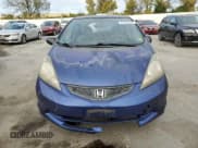 ✅ 2010 Honda Fit • VIN: JHMGE8H23AS027041 • Lot: 82378025. Wystawiony na Copart z przebiegiem 90 560 mil. Bezpłatny archiwum sprzedaży aukcyjnych z USA i szczegółowy raport historii pojazdu na DreamBid. Zdjęcie 5.