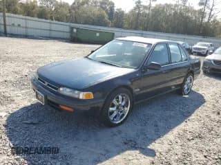 ✅ 1992 Honda Accord • VIN: 1HGCB7655NA031167 • Лот: 93592585. Опубликован ранее на Copart с пробегом 540 367 миль. Бесплатный доступ к архиву аукционных продаж из США и подробный отчёт об истории автомобиля на DreamBid. Изображение 1.