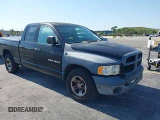 2004 Dodge 1500 ST z VIN 1D7HA18K04J284327, wystawiony jako IAAI lot #42263248 z przebiegiem 194 944 mil mil oraz . Historia ofert i sprzedaży dostępna na DreamBid. Obrazek 1.