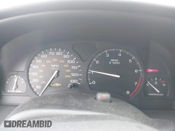 ✅ 2001 Saturn SL • VIN: 1G8ZJ52771Z304798 • Lot: 43826257. Wystawiony na IAAI z przebiegiem 111 754 mil. Bezpłatny archiwum sprzedaży aukcyjnych z USA i szczegółowy raport historii pojazdu na DreamBid. Zdjęcie 7.