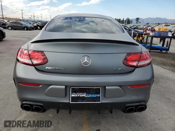 ✅ 2022 Mercedes-Benz C 43 AMG • VIN: W1KWJ6EBXNG114788 • Lot: 81777655. Wystawiony na Copart z przebiegiem 70 026 mil. Bezpłatny archiwum sprzedaży aukcyjnych z USA i szczegółowy raport historii pojazdu na DreamBid. Zdjęcie 6.
