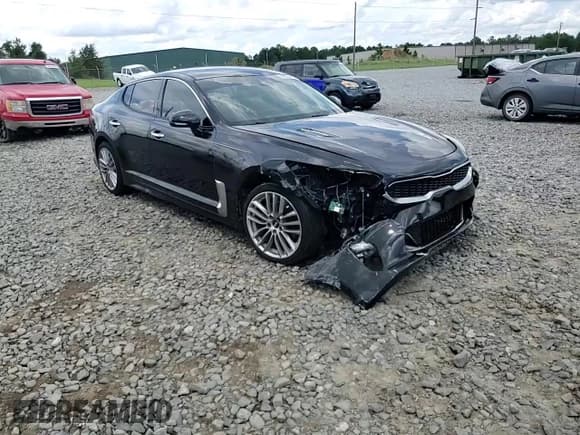 ✅ 2018 Kia Stinger • VIN: KNAE15LA0J6015212 • Лот: 68020045. Опубликован ранее на Copart с пробегом 102 479 миль. Бесплатный доступ к архиву аукционных продаж из США и подробный отчёт об истории автомобиля на DreamBid. Изображение 13.