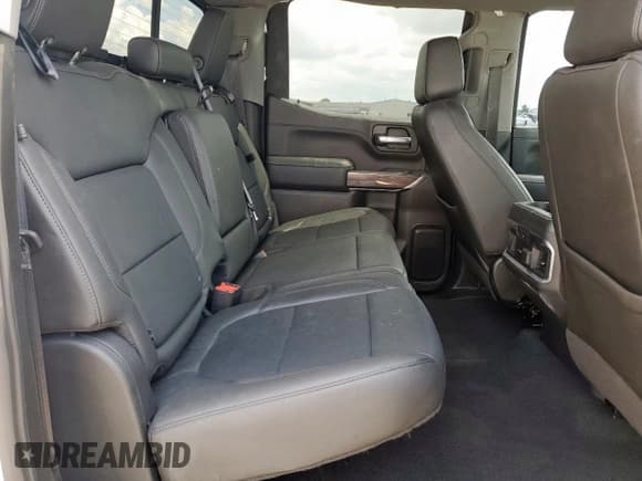 ✅ 2021 Chevrolet Silverado 1500 LTZ • VIN: 3GCUYGET1MG373006 • Lot: 65269775. Wystawiony na Copart z przebiegiem 52 396 mil. Bezpłatny archiwum sprzedaży aukcyjnych z USA i szczegółowy raport historii pojazdu na DreamBid. Zdjęcie 13.