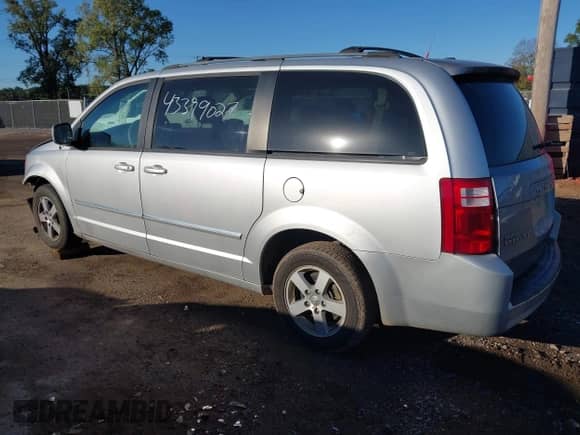 2008 Dodge Grand Caravan SXT z VIN 1D8HN54P88B140212, wystawiony jako IAAI lot #43399027 z przebiegiem 206 644 mil mil oraz . Historia ofert i sprzedaży dostępna na DreamBid. Obrazek 3.