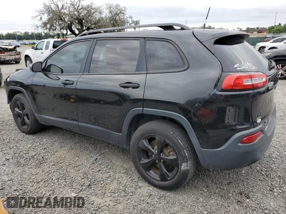 ✅ 2016 Jeep Cherokee Altitude • VIN: 1C4PJMAB4GW332999 • Лот: 80267655. Опубликован ранее на Copart с пробегом 144 484 миль. Бесплатный доступ к архиву аукционных продаж из США и подробный отчёт об истории автомобиля на DreamBid. Изображение 2.