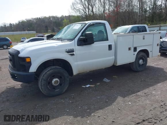 ✅ 2009 Ford F-250 • VIN: 1FDNF21579EA07923 • Лот: 41863139. Опубликован ранее на IAAI с пробегом 269 940 миль. Бесплатный доступ к архиву аукционных продаж из США и подробный отчёт об истории автомобиля на DreamBid. Изображение 2.