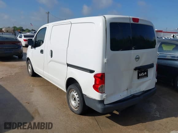 ✅ 2015 Nissan NV200 SV • VIN: 3N6CM0KN3FK730137 • Lot: 42346257. Listed on IAAI with 235,122 mi. Free auction sales archive from the USA and detailed vehicle history report at DreamBid. Image 3.