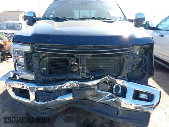 ✅ 2017 Ford F-250 Lariat • VIN: 1FT7W2BT9HEE80814 • Лот: 41498305. Опубликован ранее на IAAI с пробегом 114 727 миль. Бесплатный доступ к архиву аукционных продаж из США и подробный отчёт об истории автомобиля на DreamBid. Изображение 6.