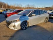 ✅ 2017 Toyota Prius Premium • VIN: JTDKARFP6H3005535 • Lot: 96273575. Listed on Copart with 138,009 mi. Free auction sales archive from the USA and detailed vehicle history report at DreamBid. Image 1.