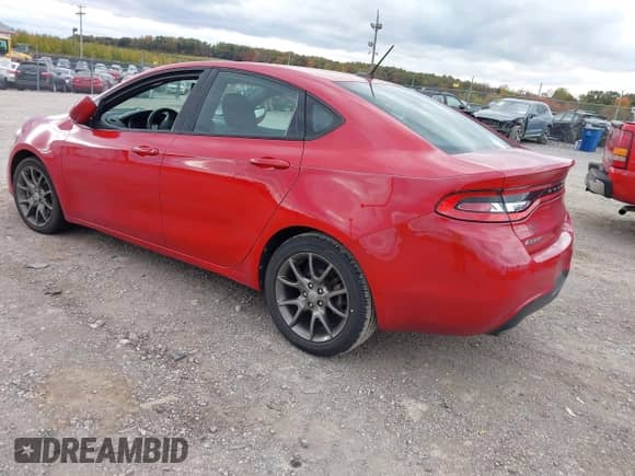 2013 Dodge Dart SXT z VIN 1C3CDFBA0DD204245, wystawiony jako IAAI lot #43514360 z przebiegiem 110 128 mil mil oraz . Historia ofert i sprzedaży dostępna na DreamBid. Obrazek 3.