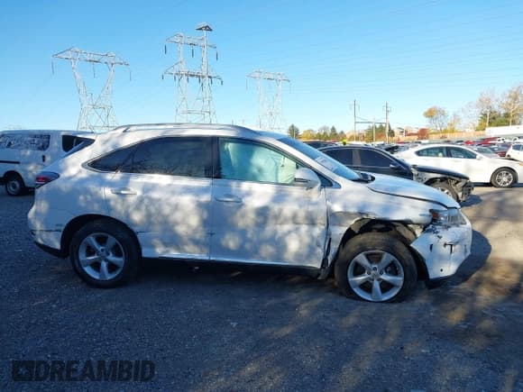 ✅ 2013 Lexus RX 350 • VIN: 2T2BK1BA3DC184291 • Лот: 43692040. Опубликован ранее на IAAI с пробегом 102 332 миль. Бесплатный доступ к архиву аукционных продаж из США и подробный отчёт об истории автомобиля на DreamBid. Изображение 17.