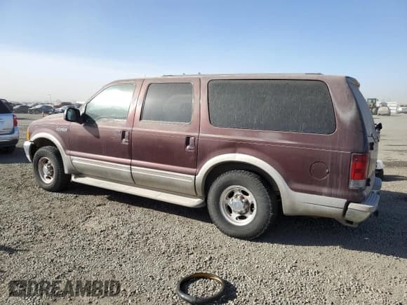 ✅ 2001 Ford Excursion Limited • VIN: 1FMNU42S01ED72891 • Lot: 89221445. Wystawiony na Copart z przebiegiem 16 990 mil. Bezpłatny archiwum sprzedaży aukcyjnych z USA i szczegółowy raport historii pojazdu na DreamBid. Zdjęcie 2.