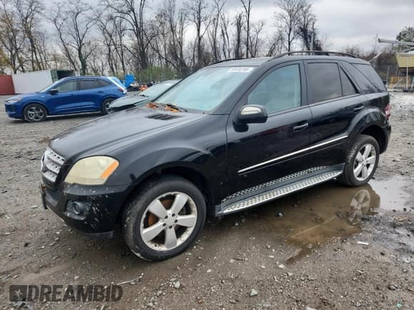 ✅ 2009 Mercedes-Benz M 350 • VIN: 4JGBB86E49A515445 • Lot: 93636795. Listed on Copart with 199,627 mi. Free auction sales archive from the USA and detailed vehicle history report at DreamBid. Image 1.