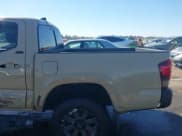 ✅ 2018 Toyota Tacoma TRD Sport • VIN: 3TMAZ5CN5JM078027 • Lot: 43481930. Listed on IAAI with 80,306 mi. Free auction sales archive from the USA and detailed vehicle history report at DreamBid. Image 18.