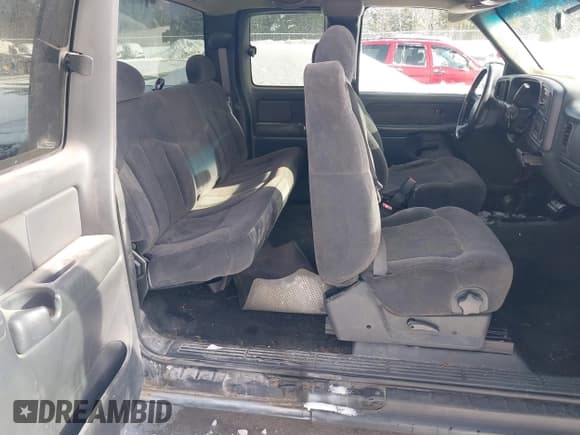 ✅ 2002 Chevrolet Silverado 1500 LS • VIN: 2GCEK19V021349946 • Лот: 43814872. Опубликован ранее на IAAI с пробегом 110 002 миль. Бесплатный доступ к архиву аукционных продаж из США и подробный отчёт об истории автомобиля на DreamBid. Изображение 8.