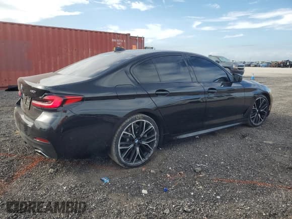 ✅ 2021 BMW 5 Series 530i • VIN: WBA53BH08MWX05013 • Lot: 91380795. Listed on Copart with 52,957 mi. Free auction sales archive from the USA and detailed vehicle history report at DreamBid. Image 3.